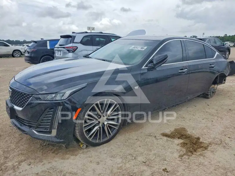 2023 Cadillac CT5 photo