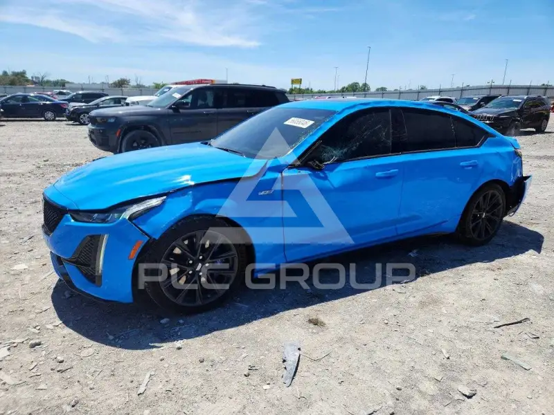 2023 Cadillac CT5 фото