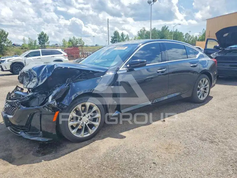 2023 Cadillac CT5 фото