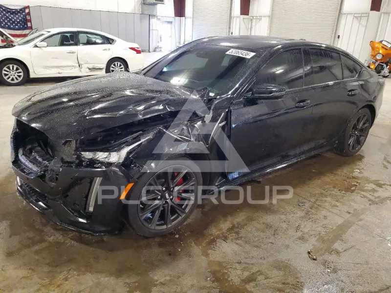 2023 Cadillac CT5 фото