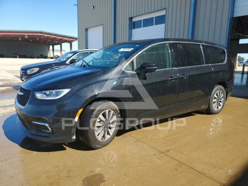 2023 Chrysler PACIFICA фото