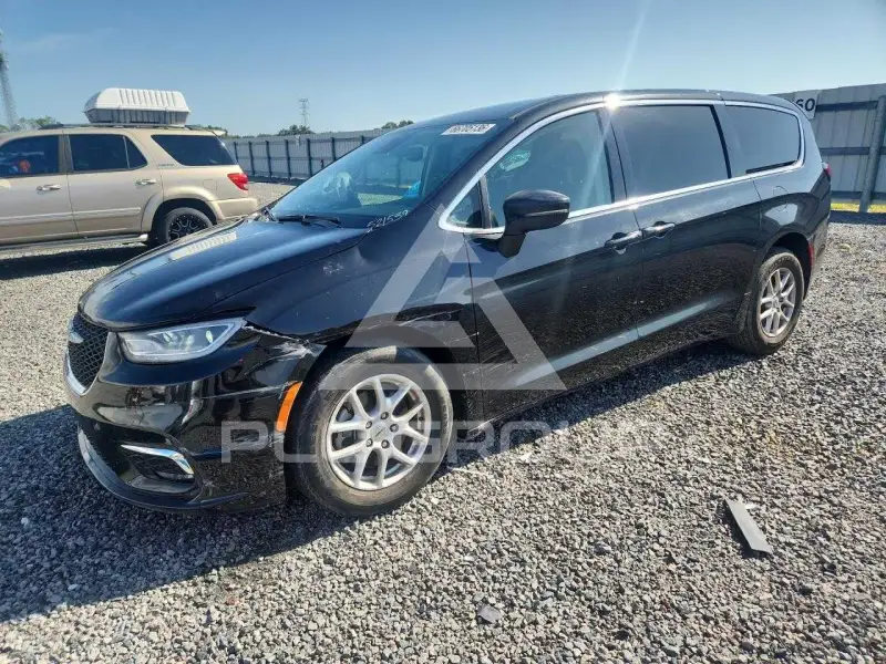 2023 Chrysler PACIFICA фото