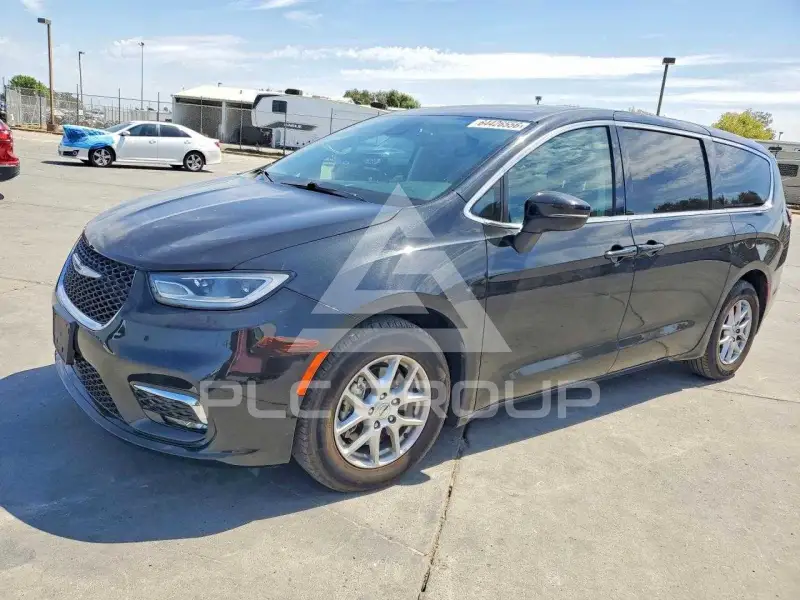2023 Chrysler PACIFICA photo