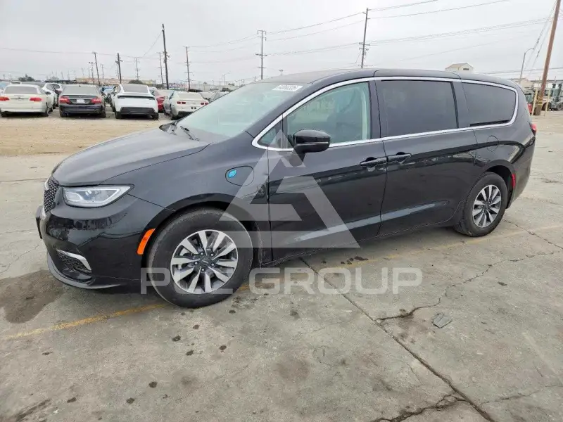 2023 Chrysler PACIFICA фото