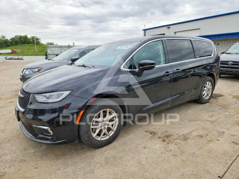 2023 Chrysler PACIFICA photo