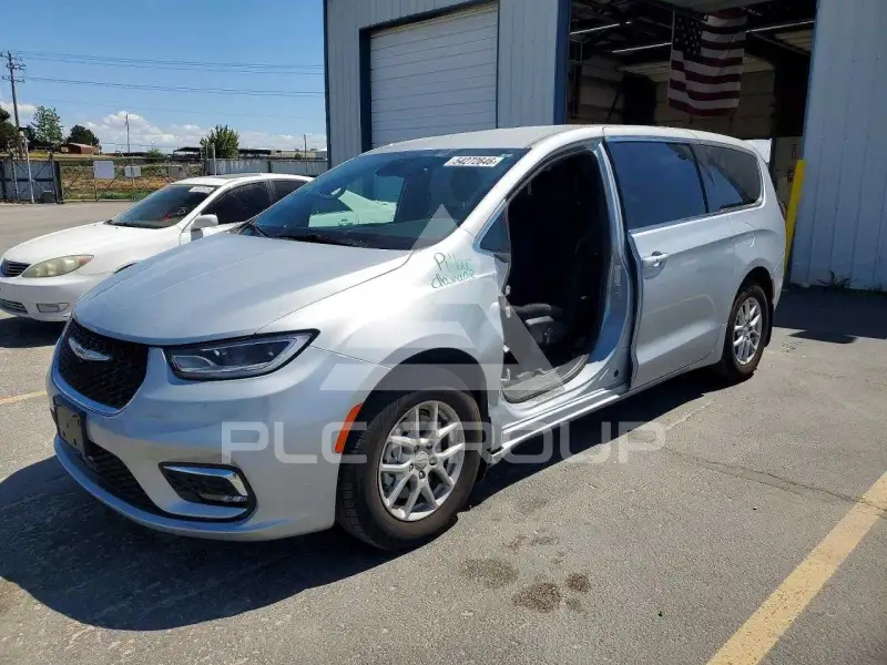 2023 Chrysler PACIFICA фото