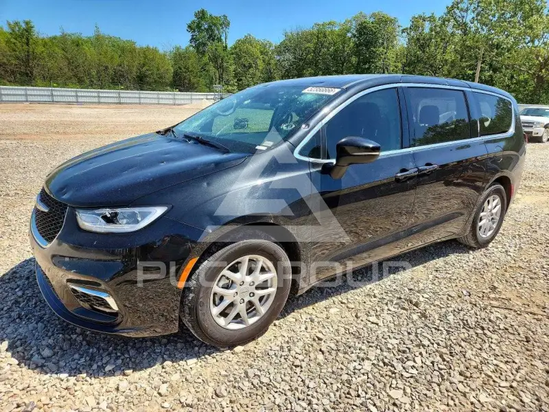 2023 Chrysler PACIFICA photo