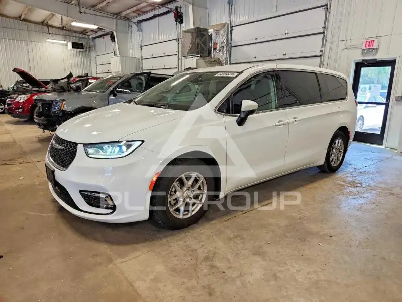 2023 Chrysler PACIFICA фото