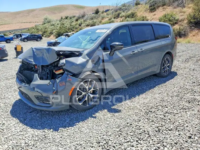 2023 Chrysler PACIFICA photo