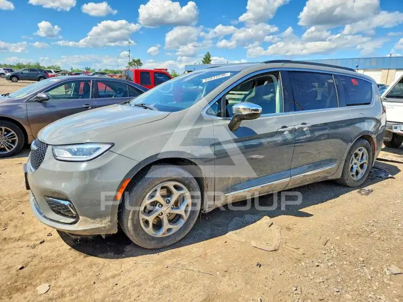 2023 Chrysler PACIFICA photo
