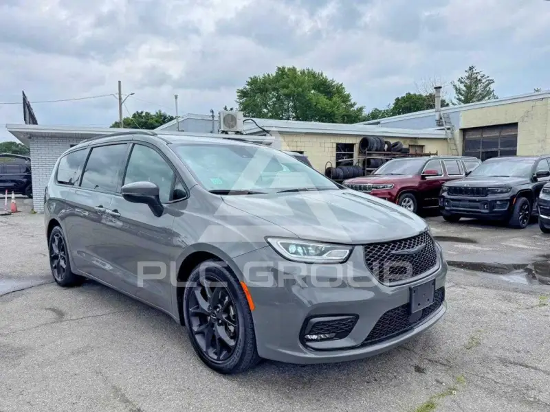 2023 Chrysler PACIFICA фото