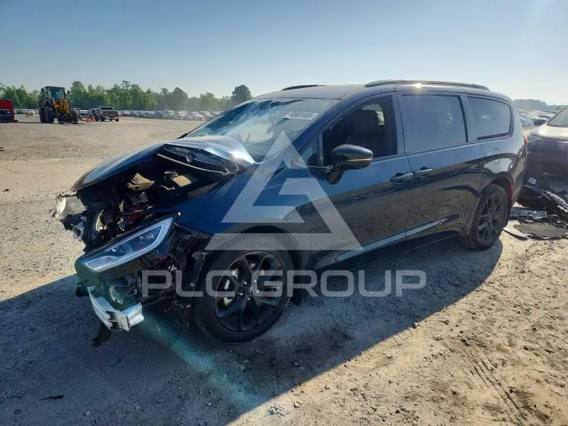 2023 Chrysler PACIFICA фото
