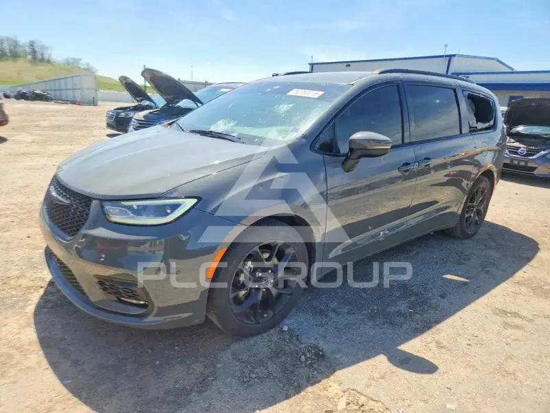 2023 Chrysler PACIFICA photo