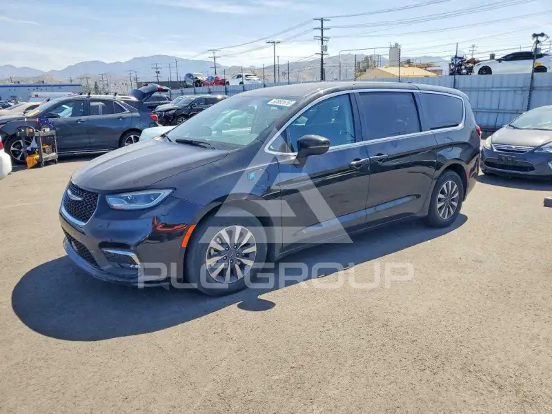 2023 Chrysler PACIFICA фото