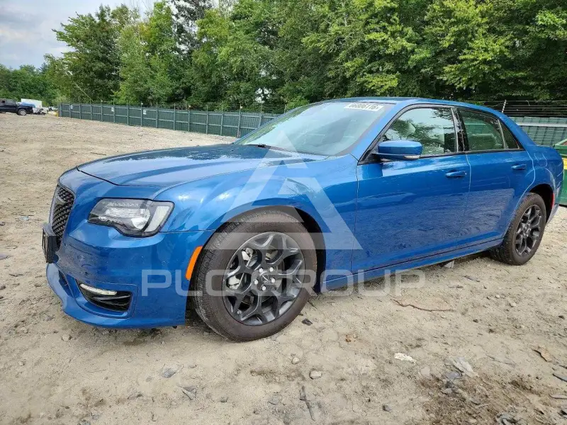 2023 Chrysler 300 фото