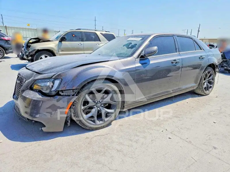 2023 Chrysler 300 фото