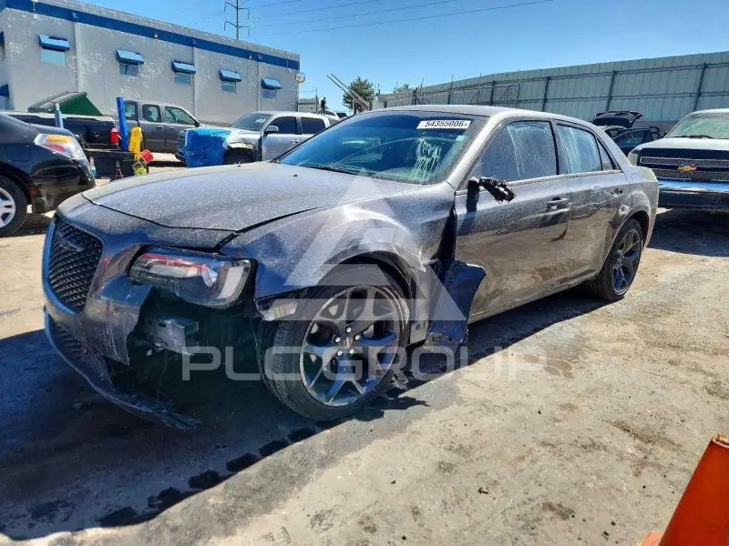 2023 Chrysler 300 фото