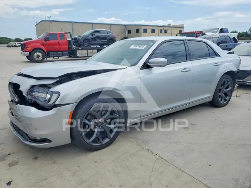 2023 Chrysler 300 photo