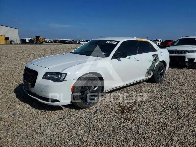 2023 Chrysler 300 photo