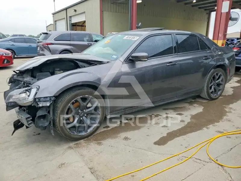 2023 Chrysler 300 photo