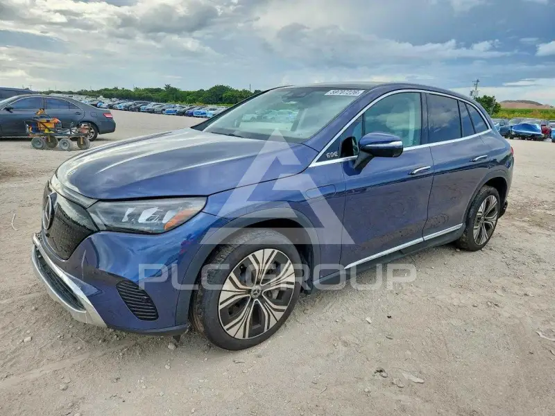2023 Mercedes Benz EQE photo