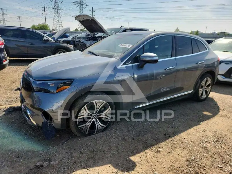 2023 Mercedes Benz EQE photo