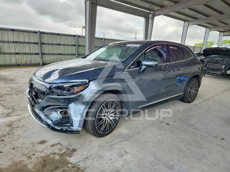 2023 Mercedes Benz EQE photo