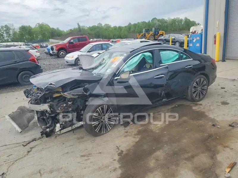 2023 Mercedes Benz CLA-Class фото