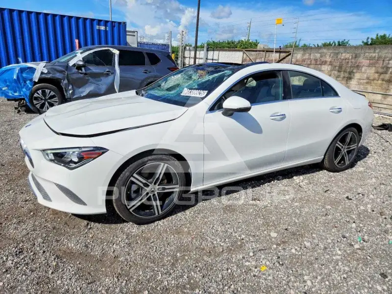 2023 Mercedes Benz CLA-Class фото
