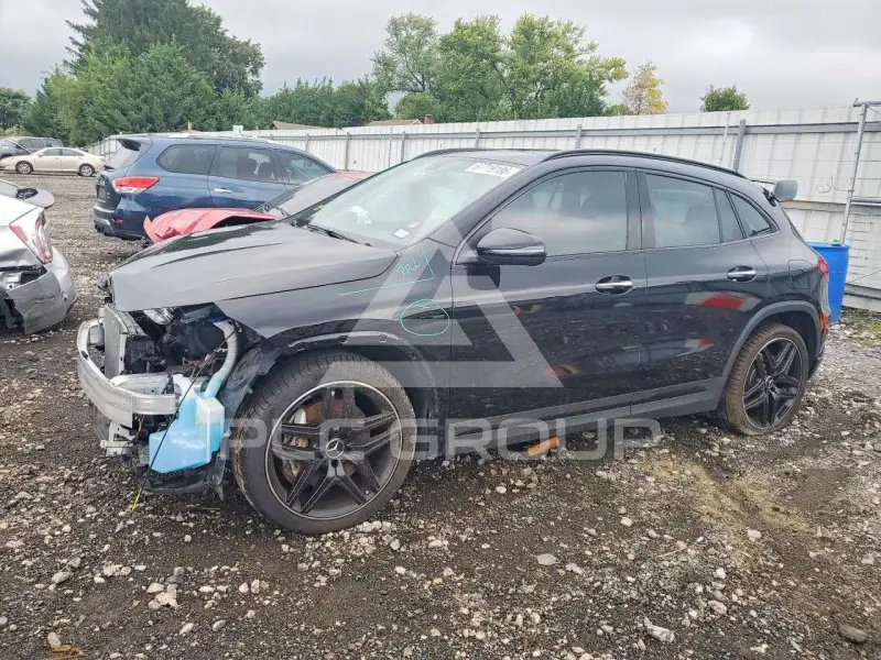 2023 Mercedes Benz GLA-Class фото