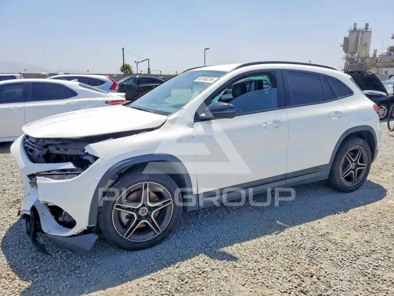 2023 Mercedes Benz GLA-Class фото