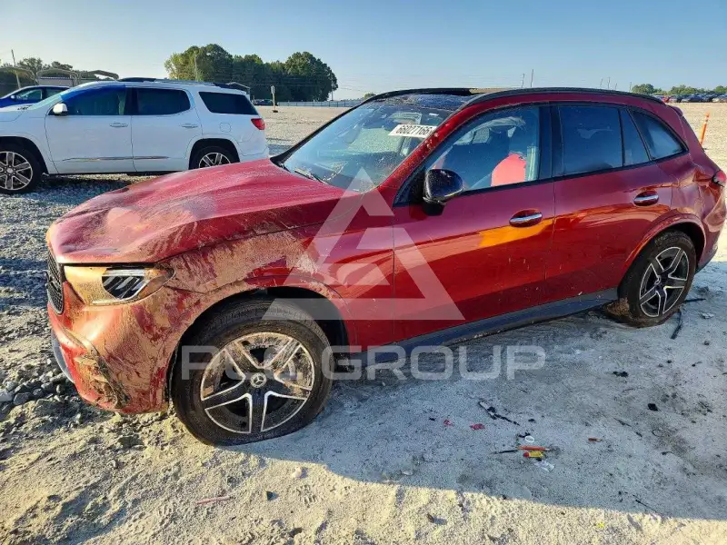2023 Mercedes Benz GLC-Class photo