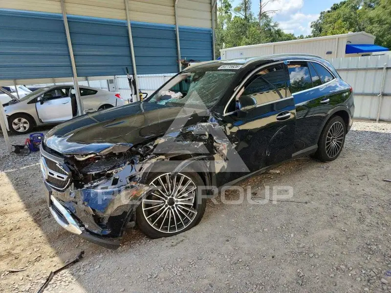 2023 Mercedes Benz GLC-Class photo