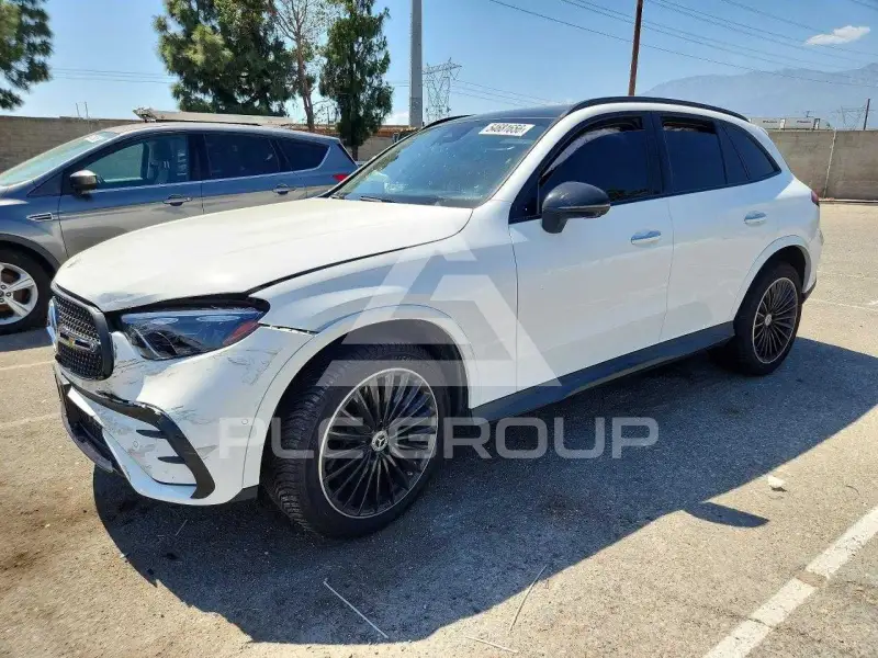 2023 Mercedes Benz GLC-Class фото