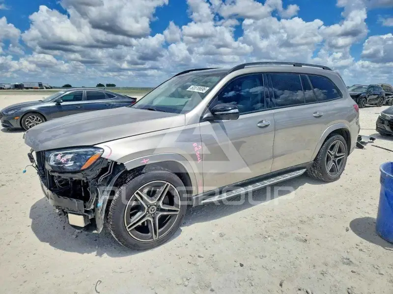 2023 Mercedes Benz GLS-Class photo