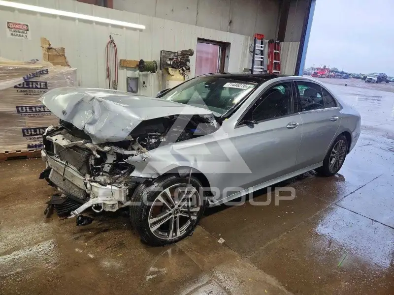 2023 Mercedes Benz E-Class фото