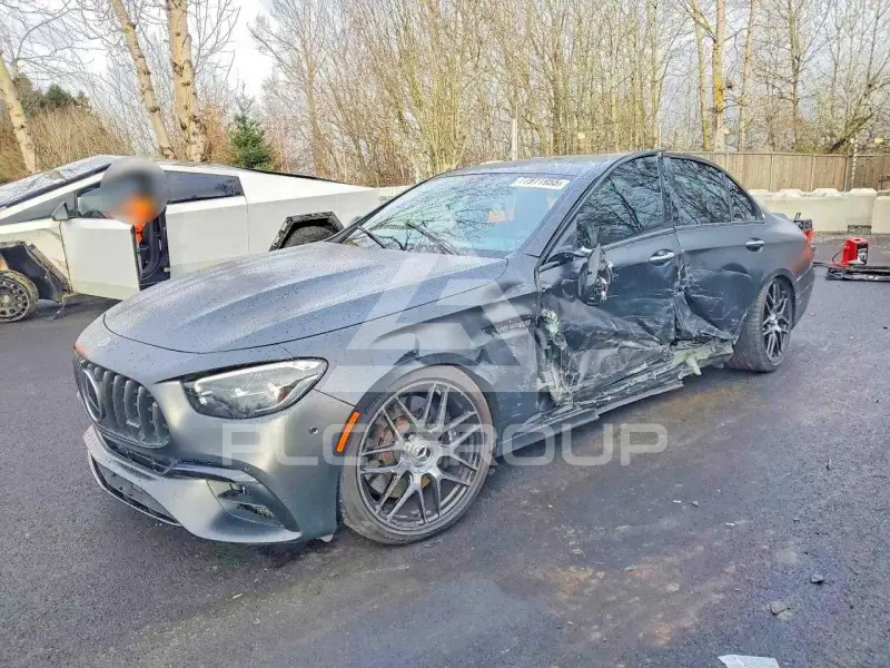 2023 Mercedes Benz E-Class photo