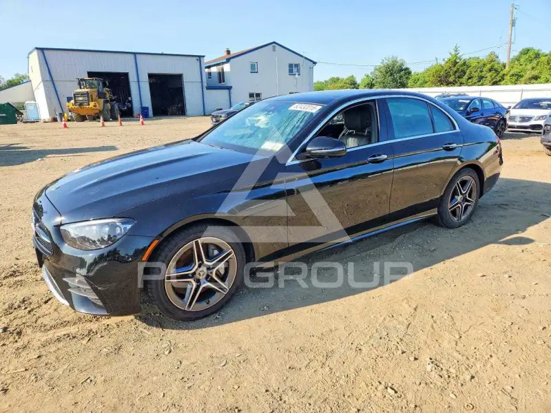 2023 Mercedes Benz E-Class фото