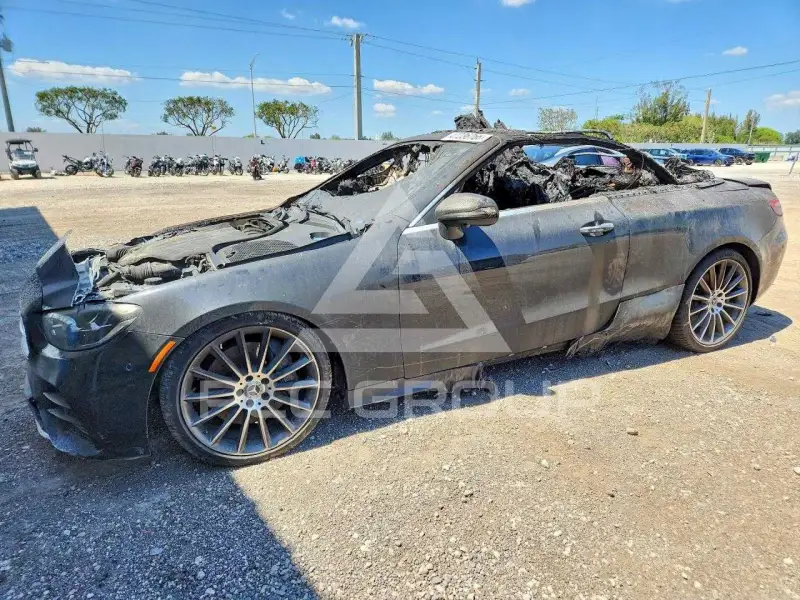 2023 Mercedes Benz E-Class фото