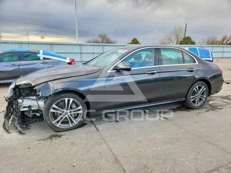 2023 Mercedes Benz E-Class фото