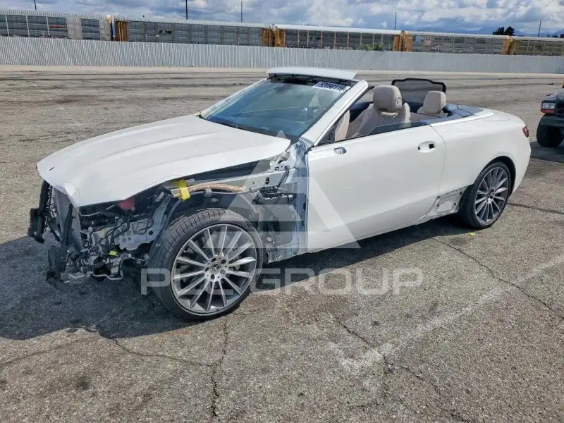2023 Mercedes Benz E-Class фото