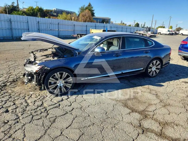 2023 Volvo S90 фото