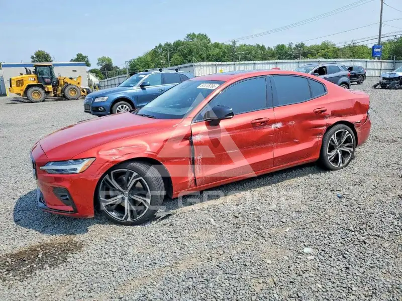 2023 Volvo S60 фото