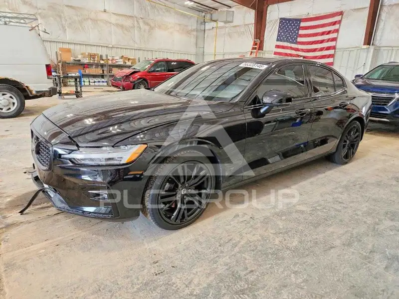 2023 Volvo S60 фото