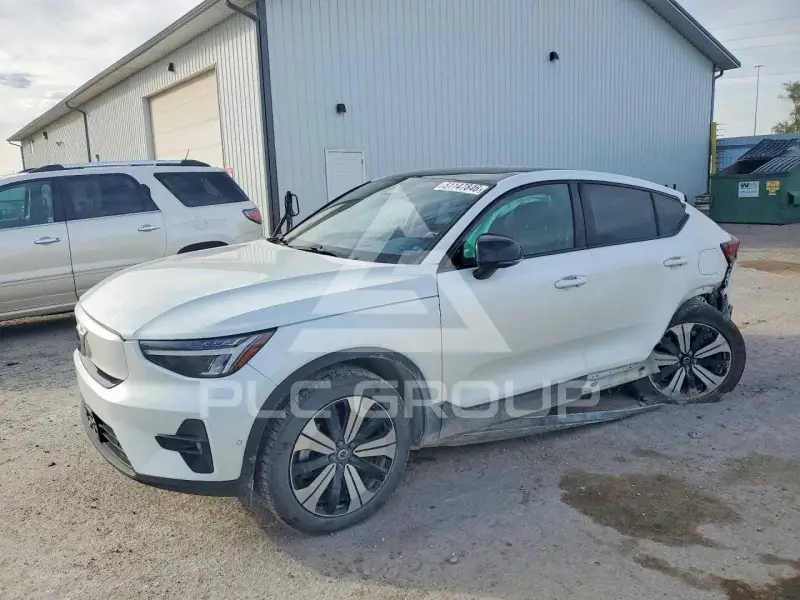 2023 Volvo  фото