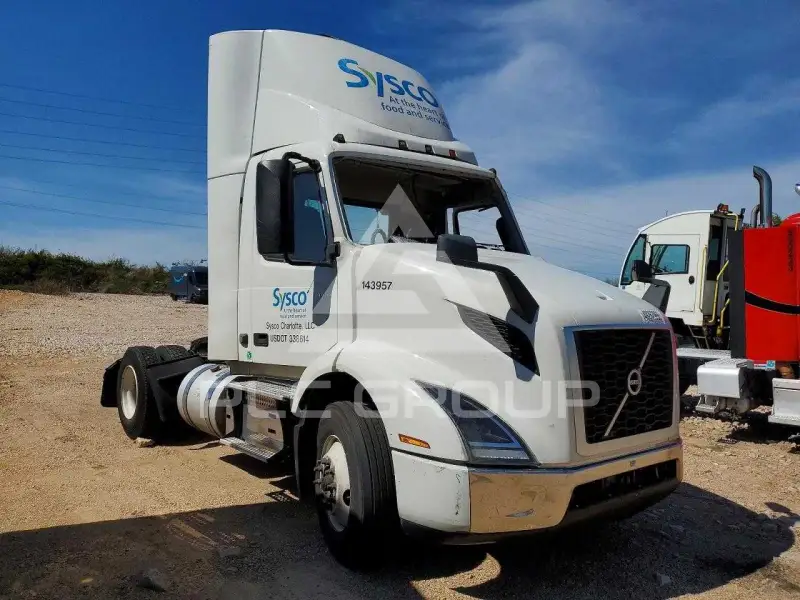 2023 Volvo  фото