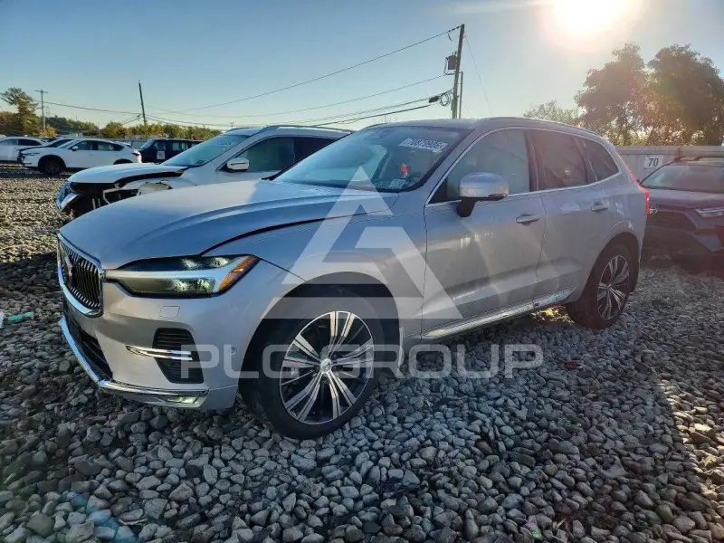2023 Volvo XC60 photo