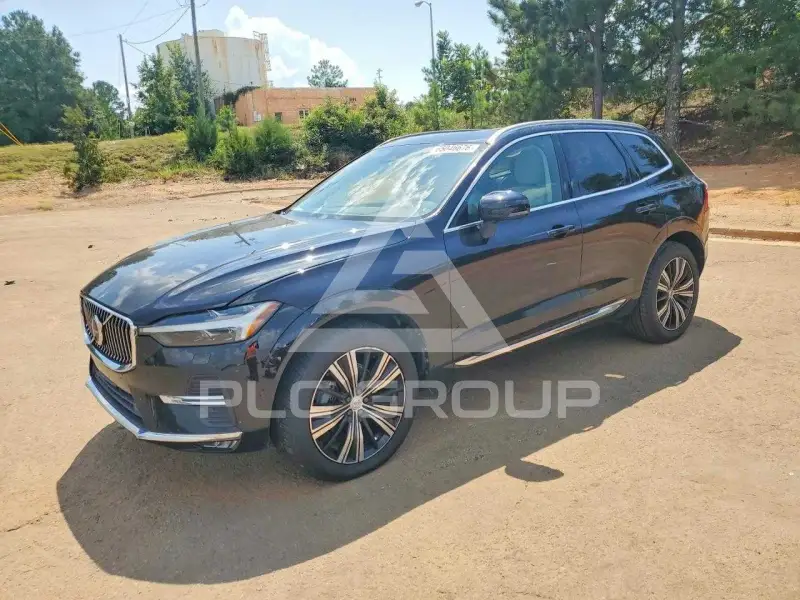 2023 Volvo XC60 фото