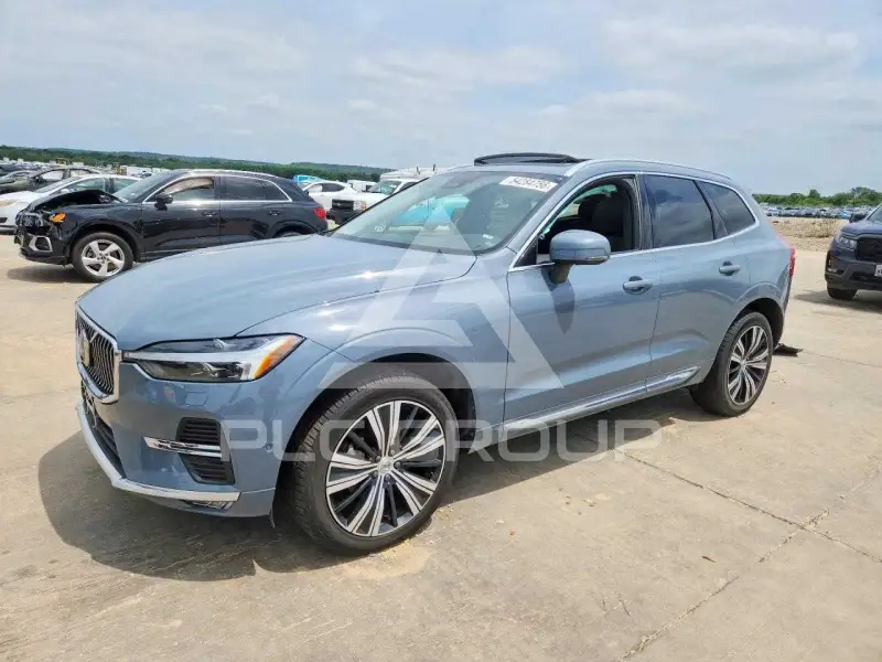 2023 Volvo XC60 фото