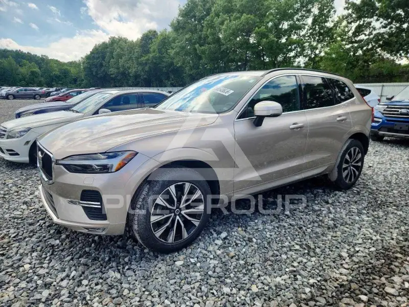 2023 Volvo XC60 фото
